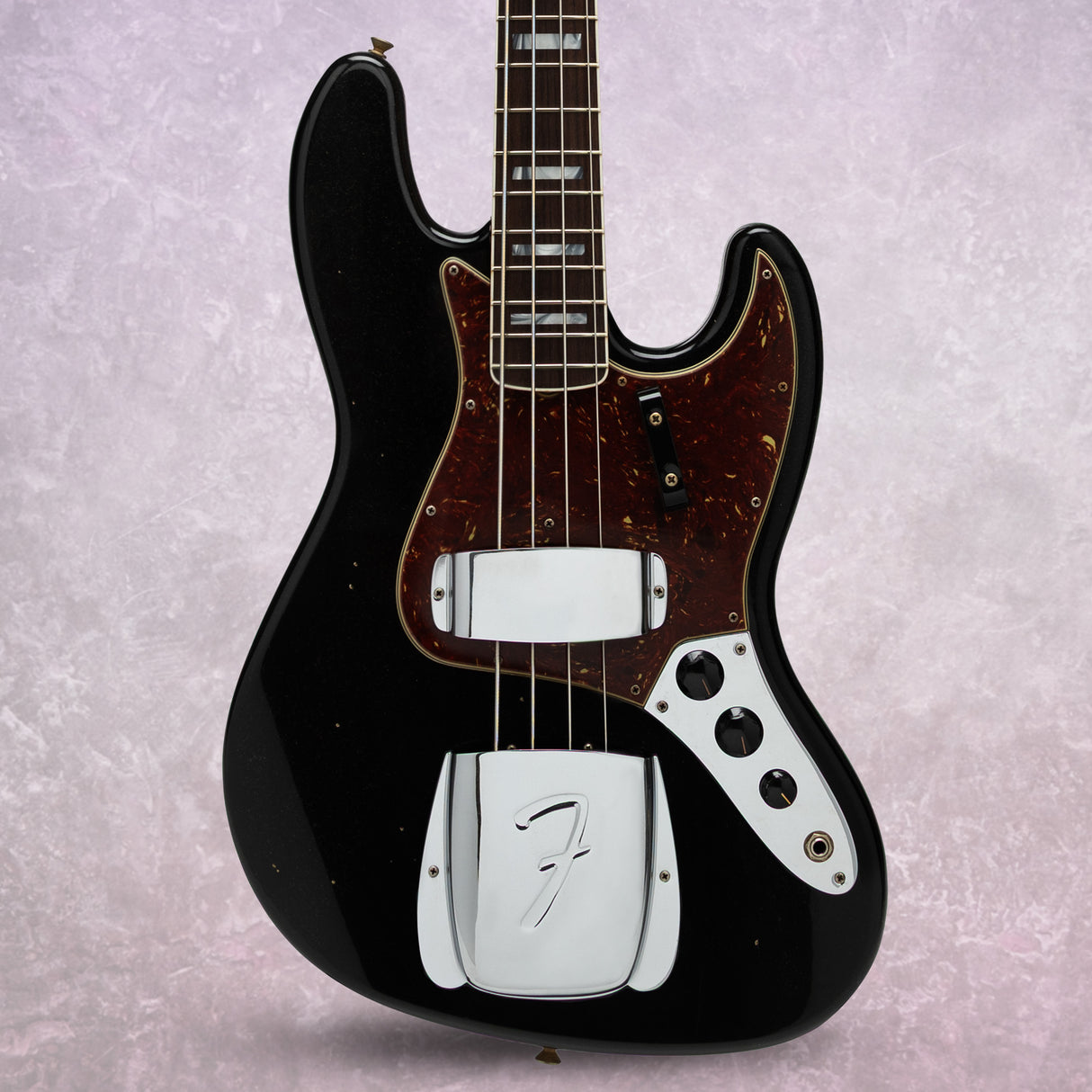 Fender Custom Shop 1966 Jazz Bass Journeyman Relic Guitar (Black)
