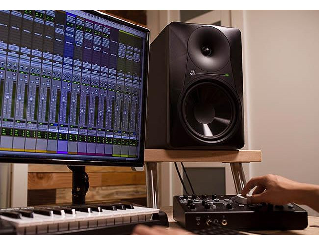 Mackie MR524 5-in Powered Studio Monitor