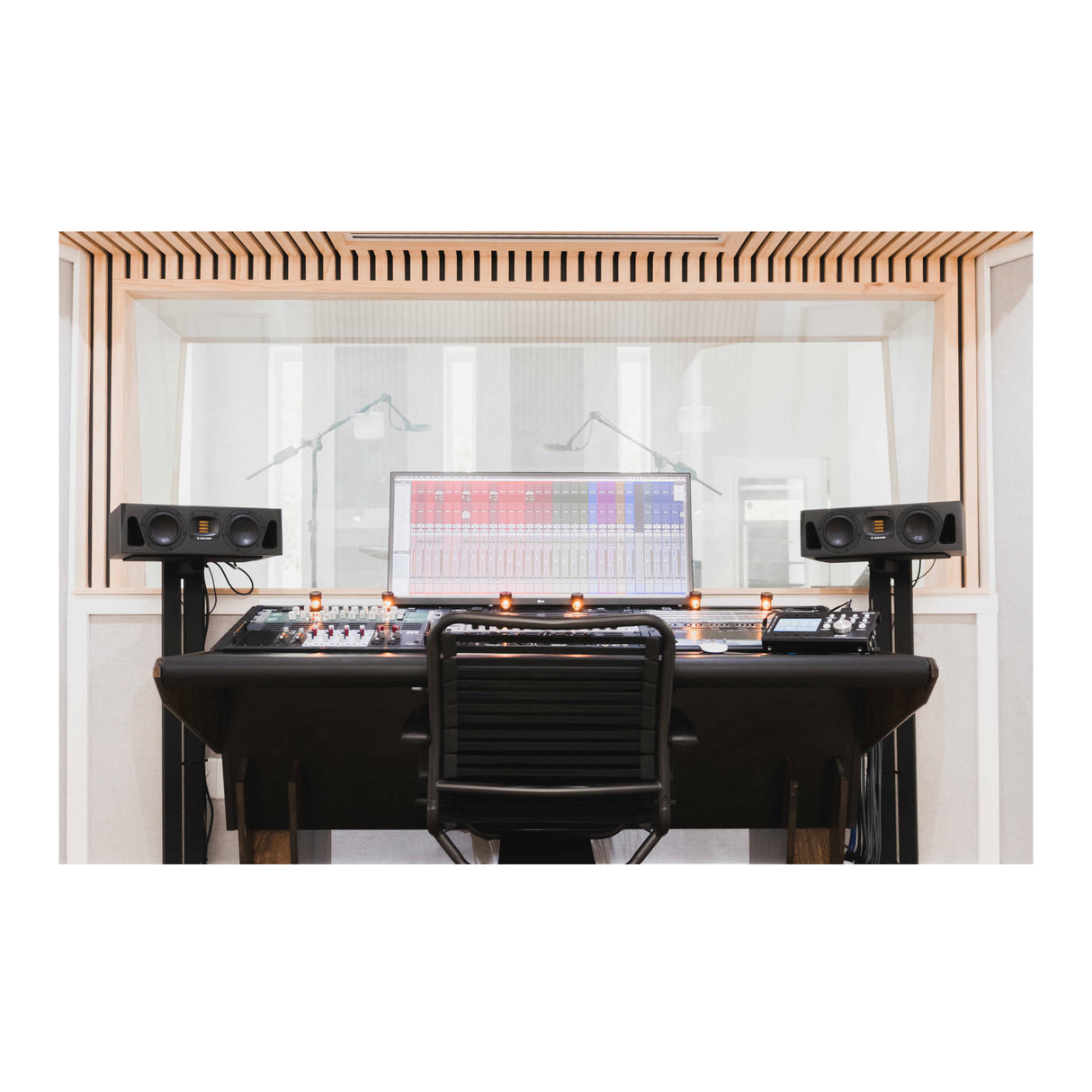 ADAM Audio A44H Powered Two-Way Midfield Studio Monitor