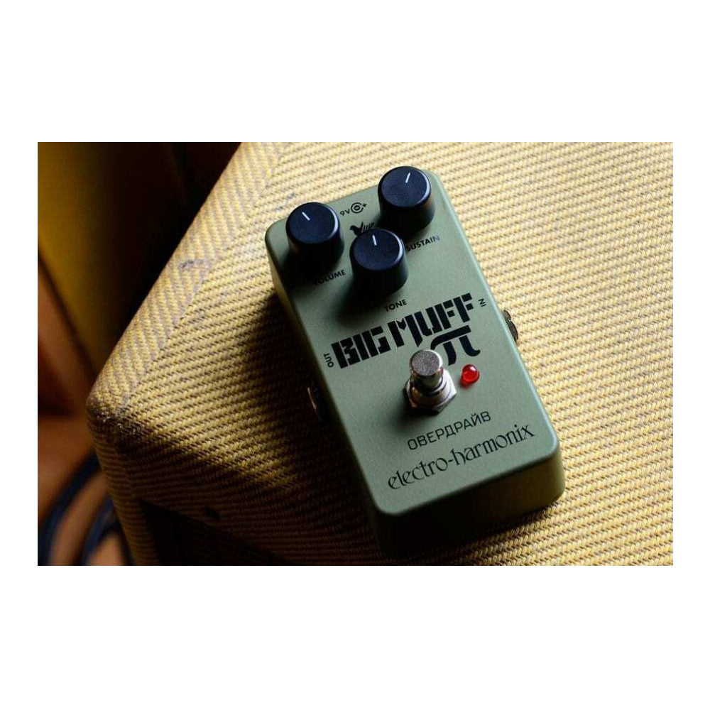 Electro-Harmonix Green Russian Big Muff Distortion/Sustainer Pedal