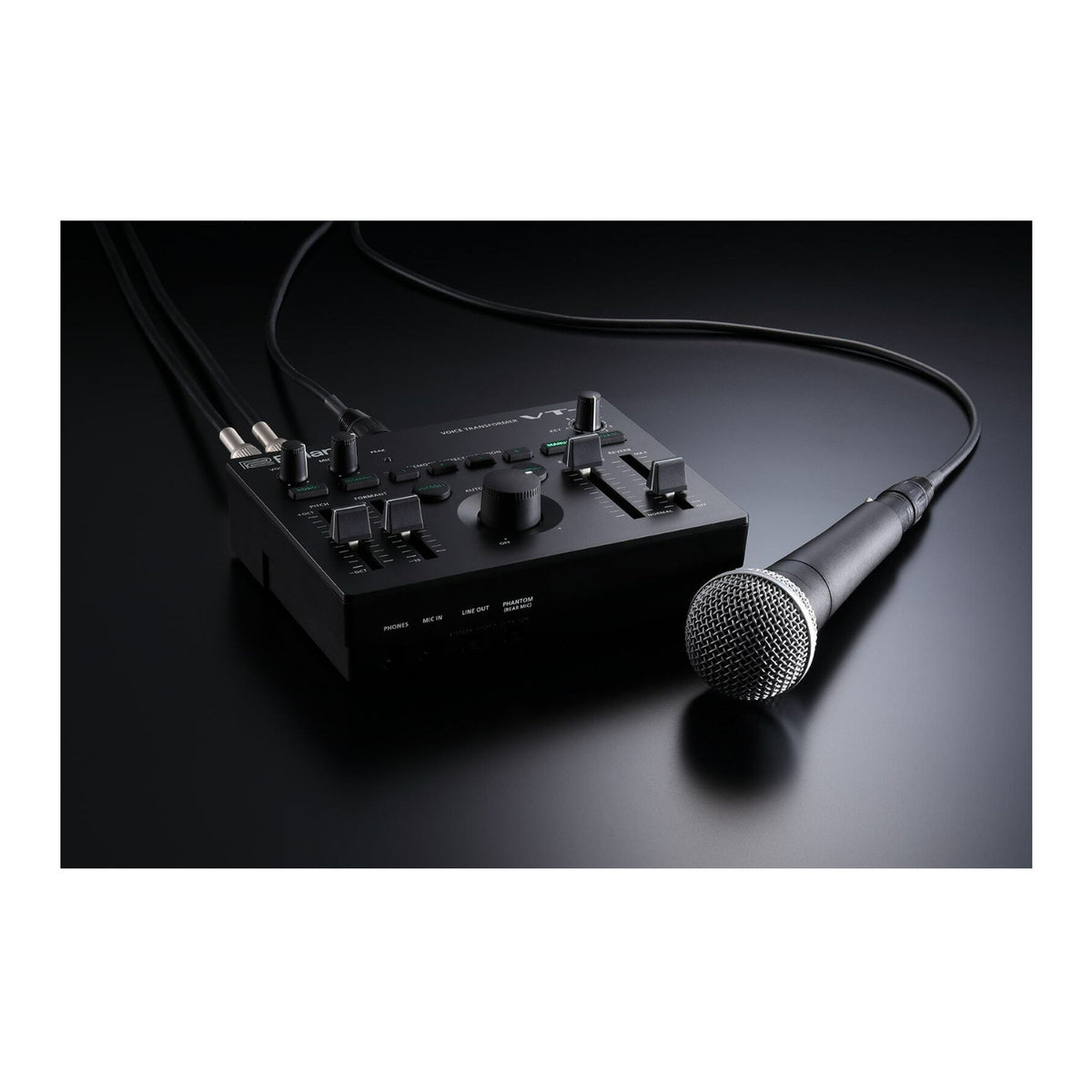 Roland VT-4 Compact 5 Hour Battery Life MIDI Control Vocal Transformer (Black) (Open Box)