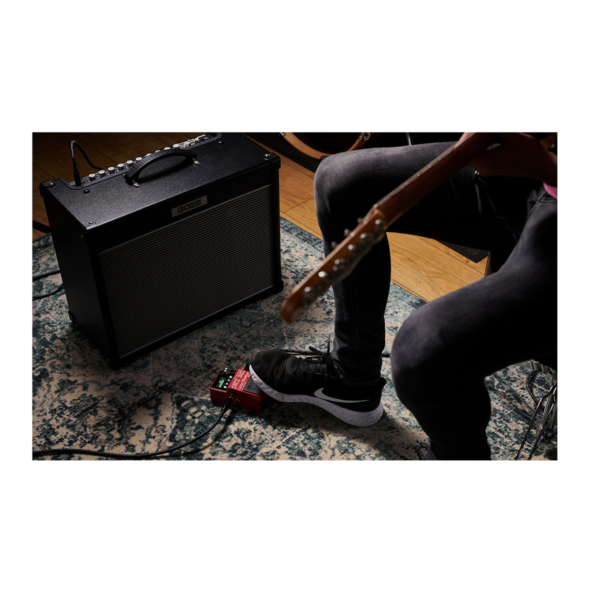 BOSS Loop Station Compact Phrase Recorder with Pedal Switch Controls (Open Box)
