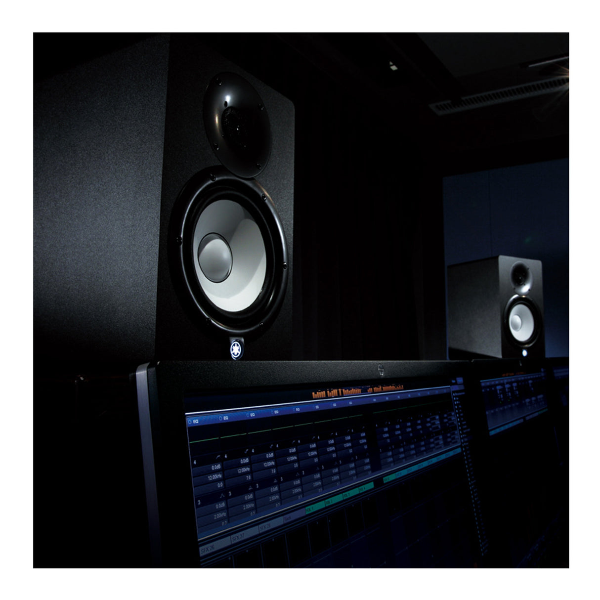 Yamaha HS5 70W Powered Studio Monitor Speaker Pair with Subwoofer Bundle