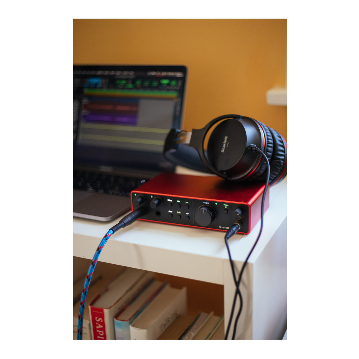 Focusrite Scarlett 2i2 Studio 4th Gen USB Audio Interface with Hi-Z Instrument