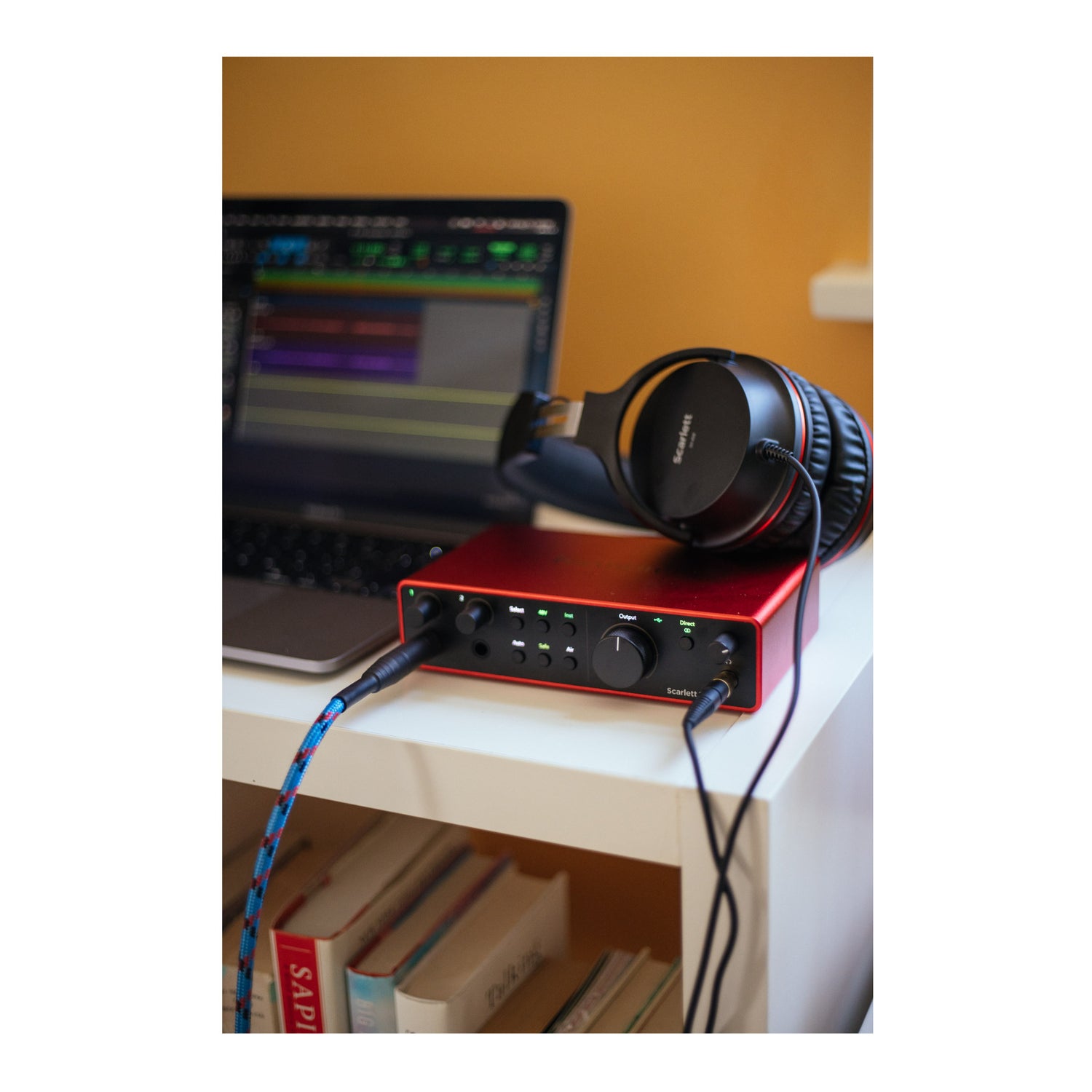 Focusrite Scarlett 2i2 Studio 4th Gen USB Audio Interface with Hi-Z Instrument