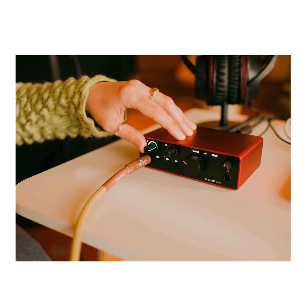 Focusrite Scarlett Solo Studio 4th Gen USB Audio Interface with Scarlett Mic Pre (Open Box)