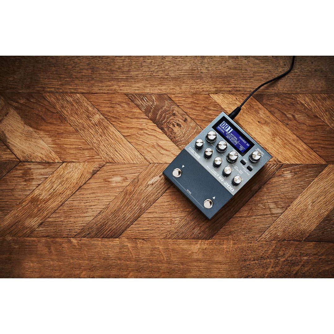Boss IR-200 Amp and IR Cabinet Pedal