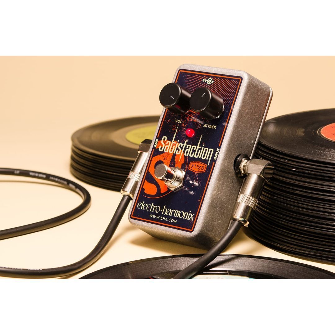 Electro-Harmonix Satisfaction Fuzz Guitar Pedal