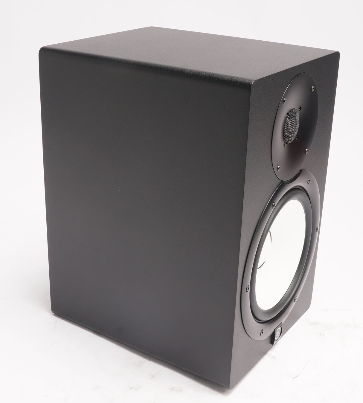 Yamaha HS8 2-Way Bass-Reflex Bi-Amplified Near-Field Studio Monitor (Black) (Used)