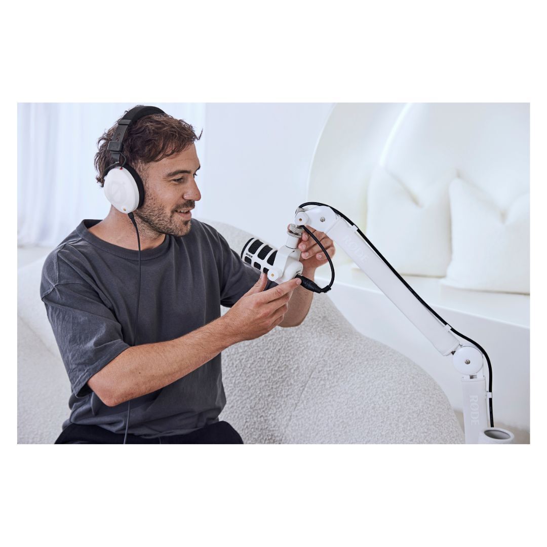 Rode PodMic Dynamic Podcasting Microphone (White)