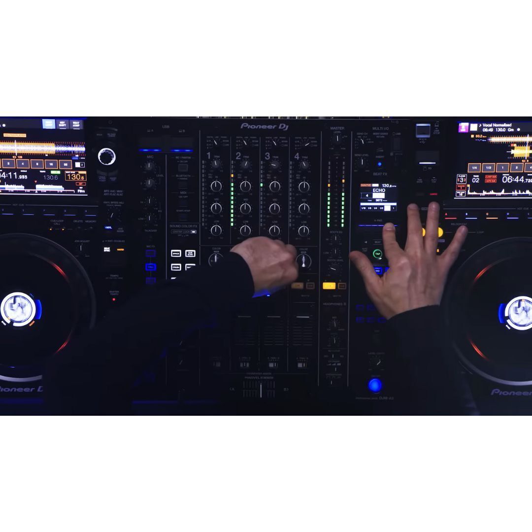 Pionner DJ DJM-A9 4-Channel DJ Mixer with Pioneer DJ CDJ-900NXS (Pair)