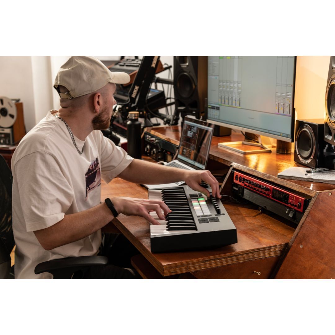 Novation Launchkey MK4 37-Key USB MIDI Ableton Keyboard Controller