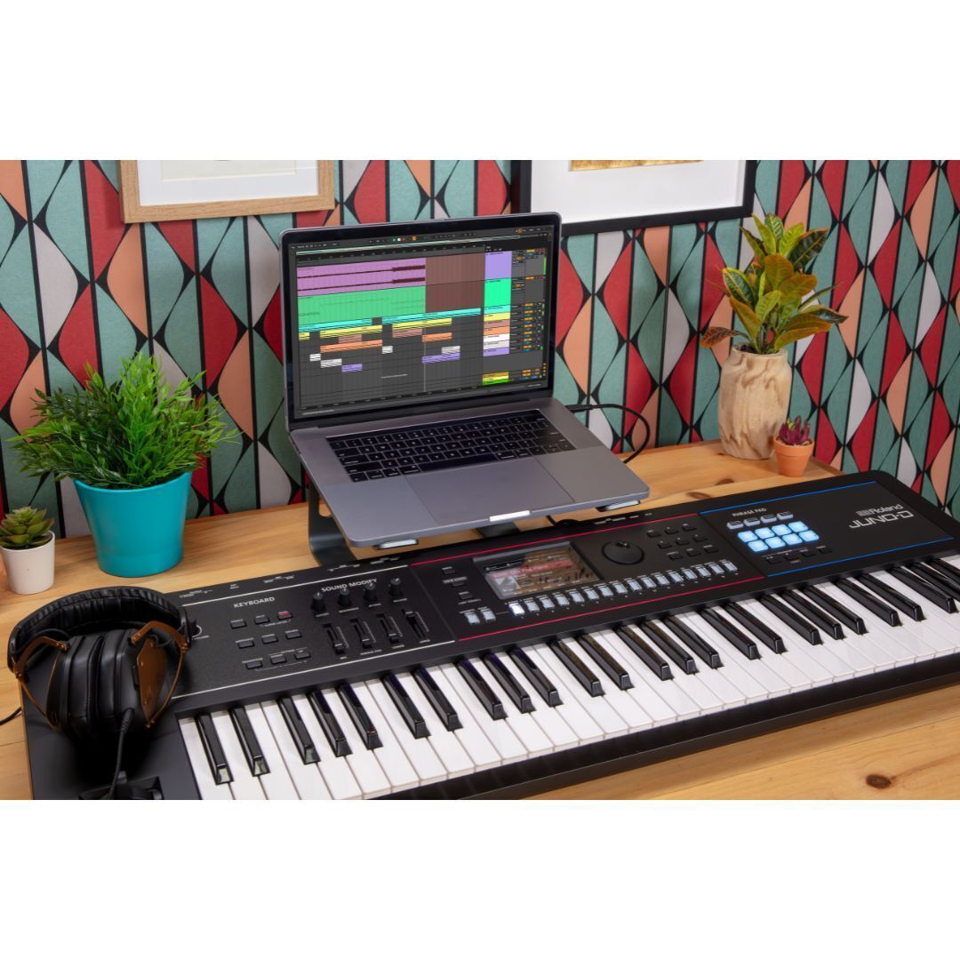 Roland JUNO-D8 88-Key Keyboard Synthesizer (Open Box)
