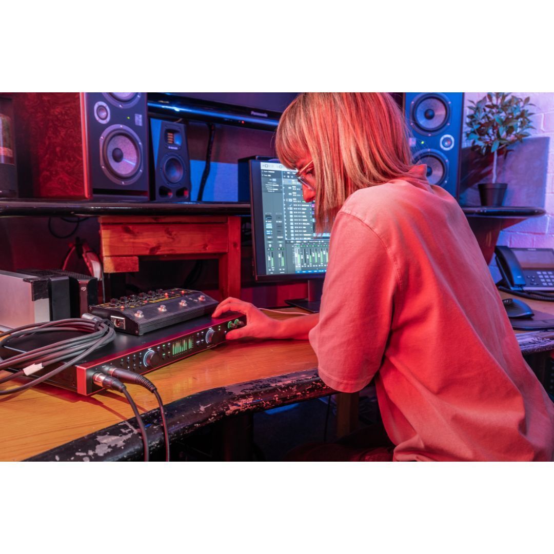 Focusrite Scarlett 18i20 4G (4th Generation) 18-in, 20-out USB Audio Interface