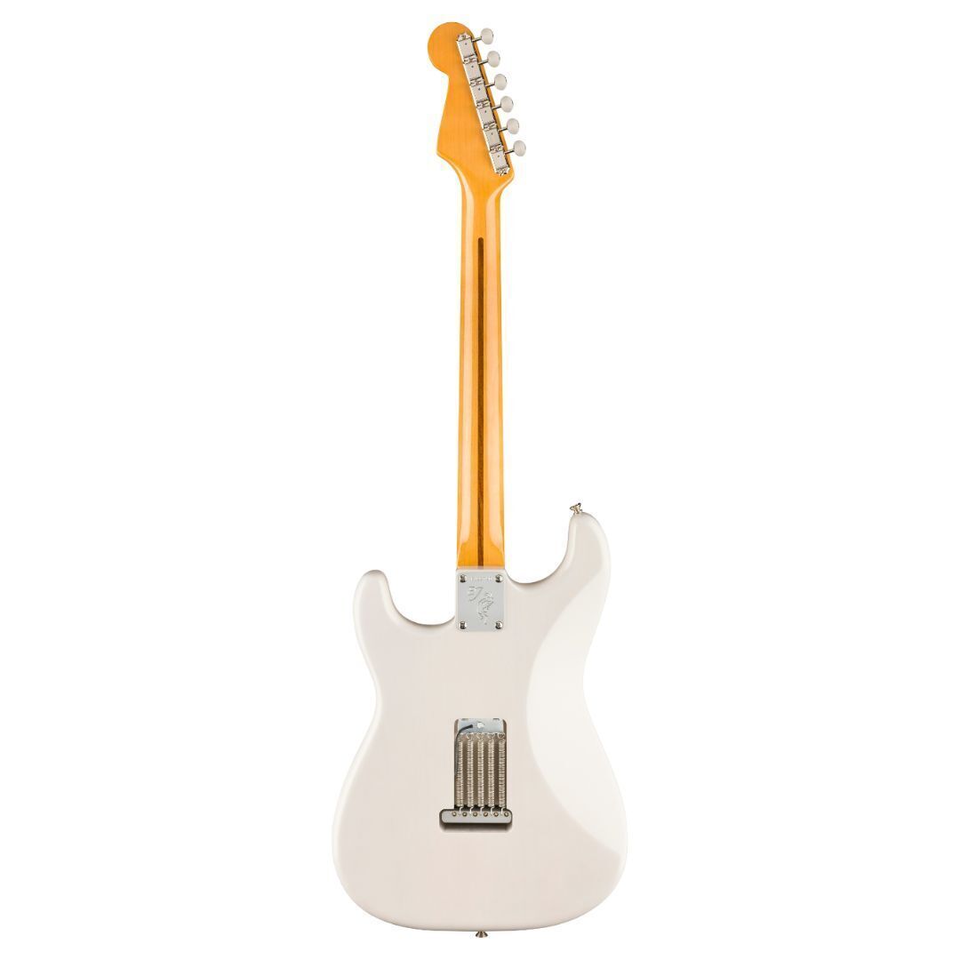 Fender Eric Johnson Stratocaster Guitar, Maple Fretboard - White Blonde