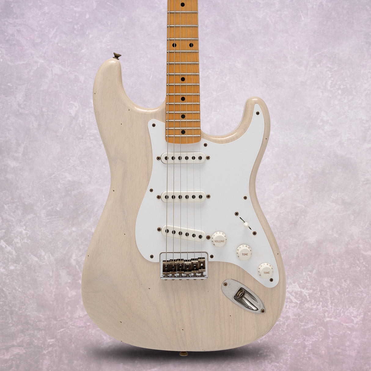 Fender Ltd. Ed. 1954 Hardtail Stratocaster, Journeyman Relic, Aged White Blonde