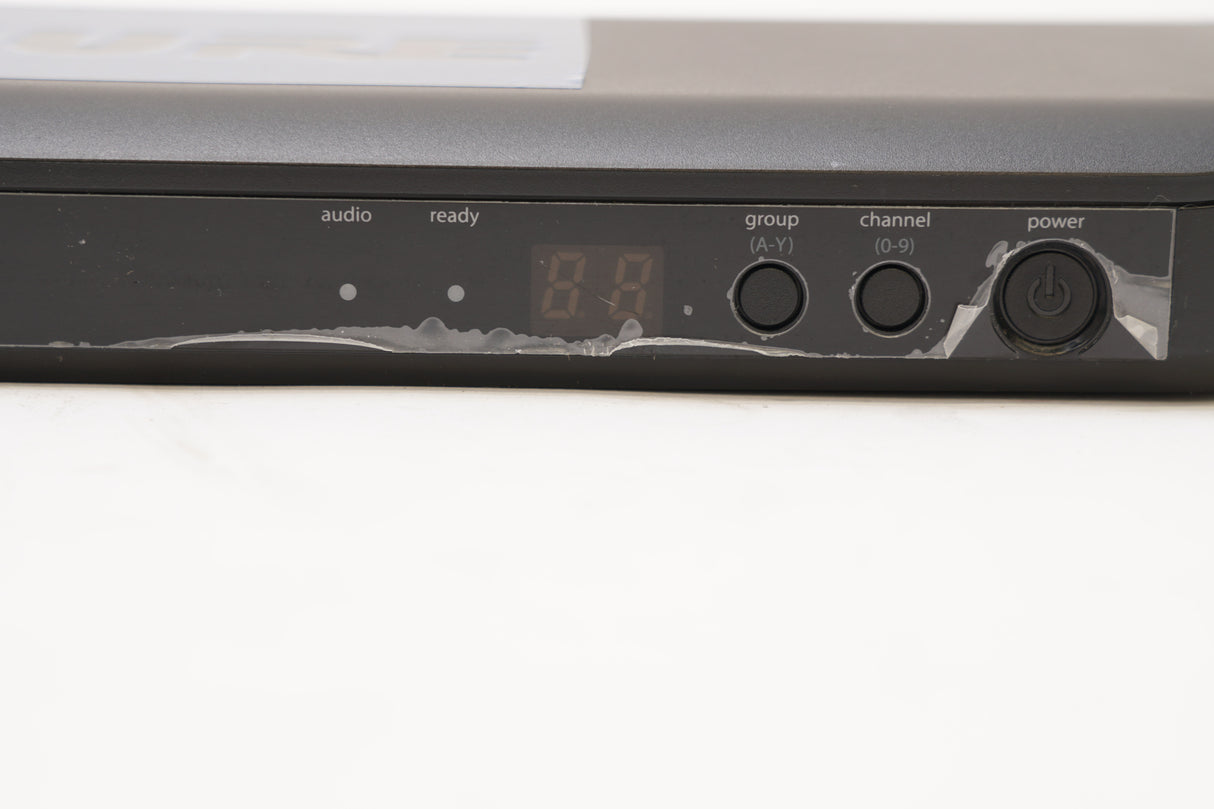 Shure BLX288/SM58 H9 Frequency Band Easy to Setup Wireless Dual Microphone System (Silver) (Used)