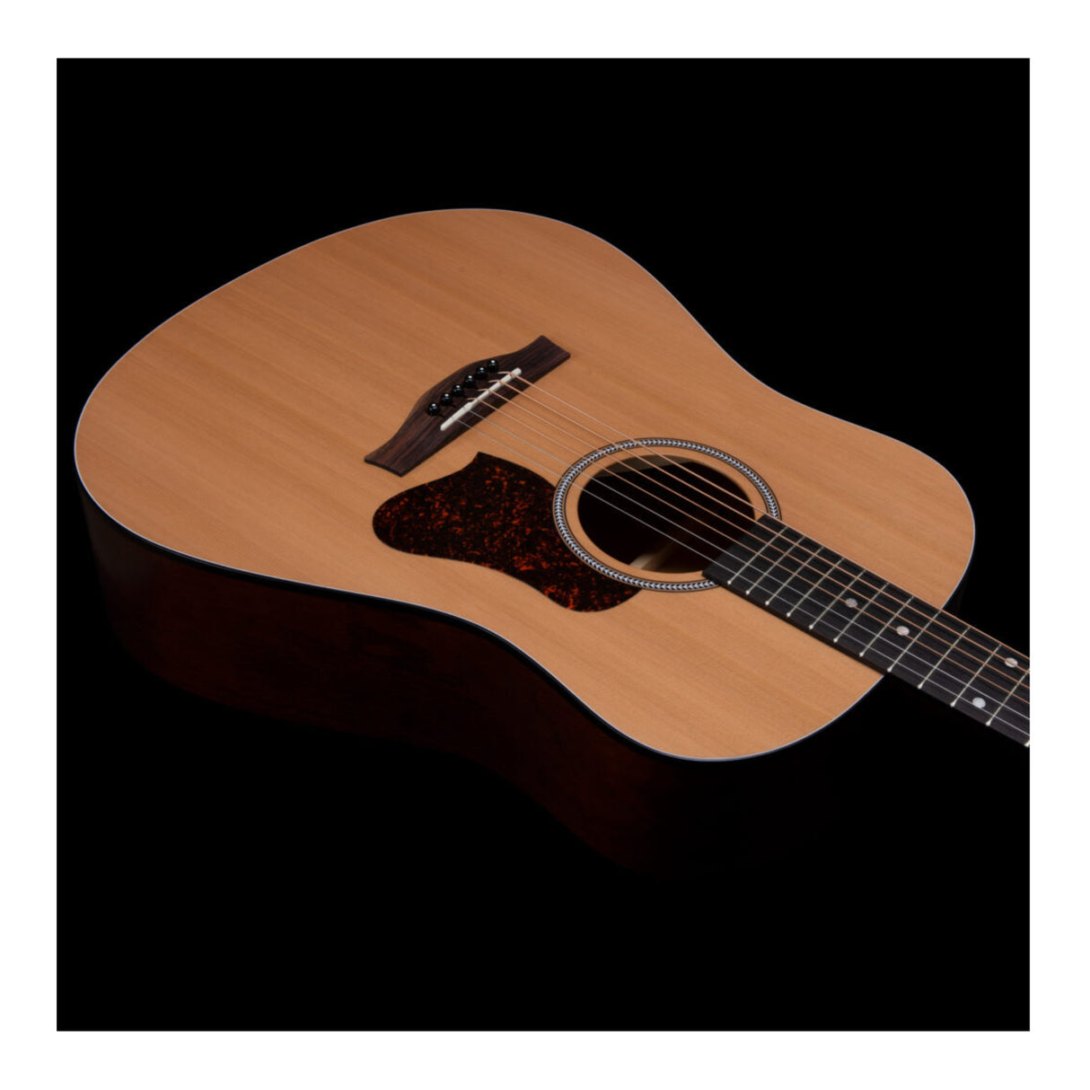 Seagull S6 Cedar Original Right-Hand Acoustic Guitar with Silver Leaf Maple Neck