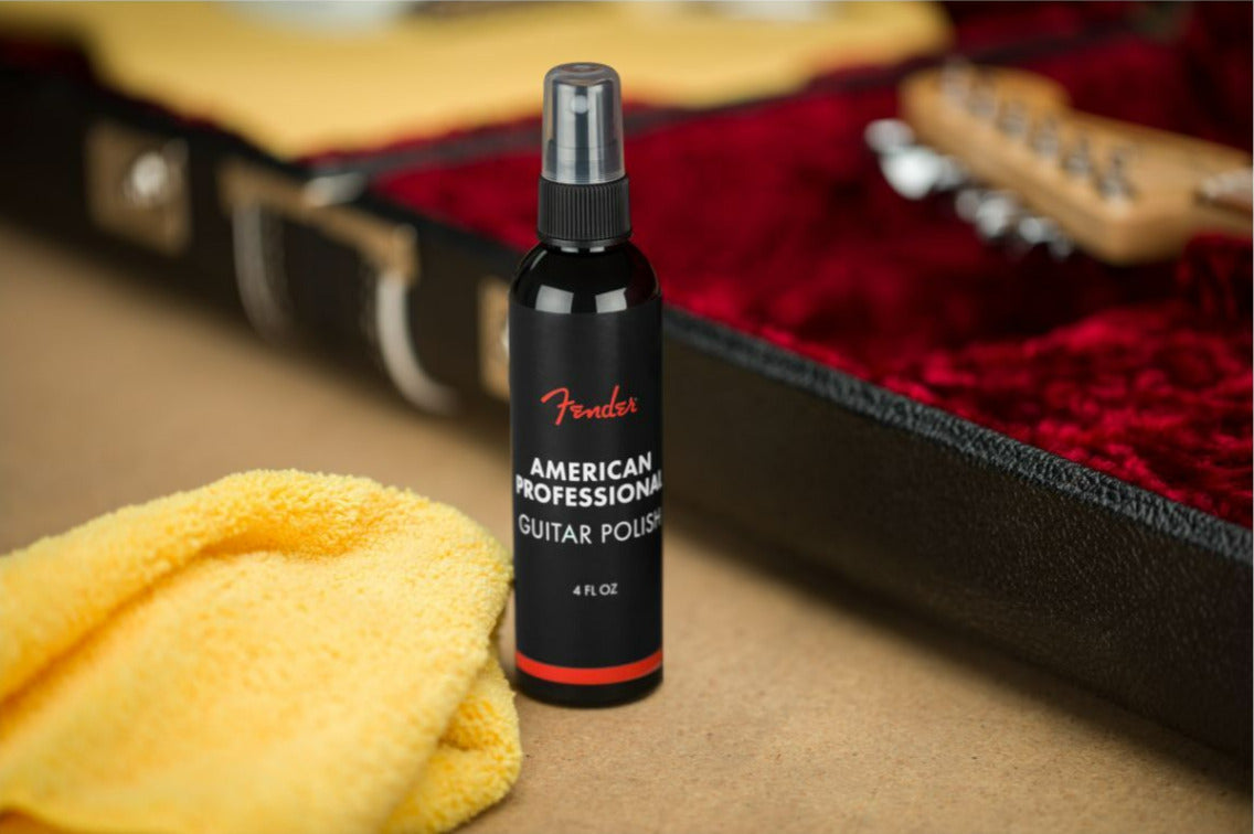 Fender Polish and Cloth Care Kit for Guitar Care