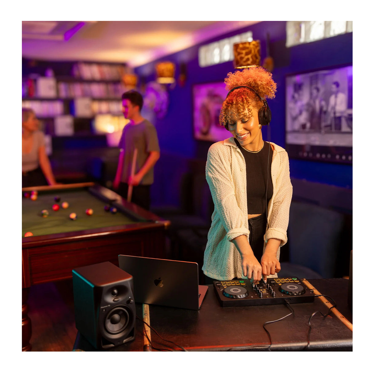 Pioneer DJ AlphaTheta DDJ-FLX2 Compact 2-Channel DJ Controller with Smart CFX