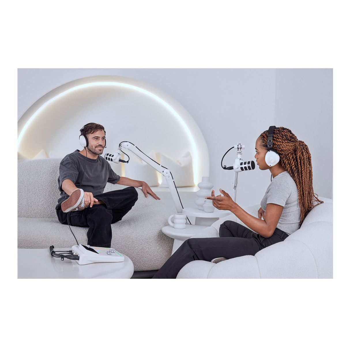 RODE PSA1+ Professional Studio Boom Arm with Precise Positioning (Red)