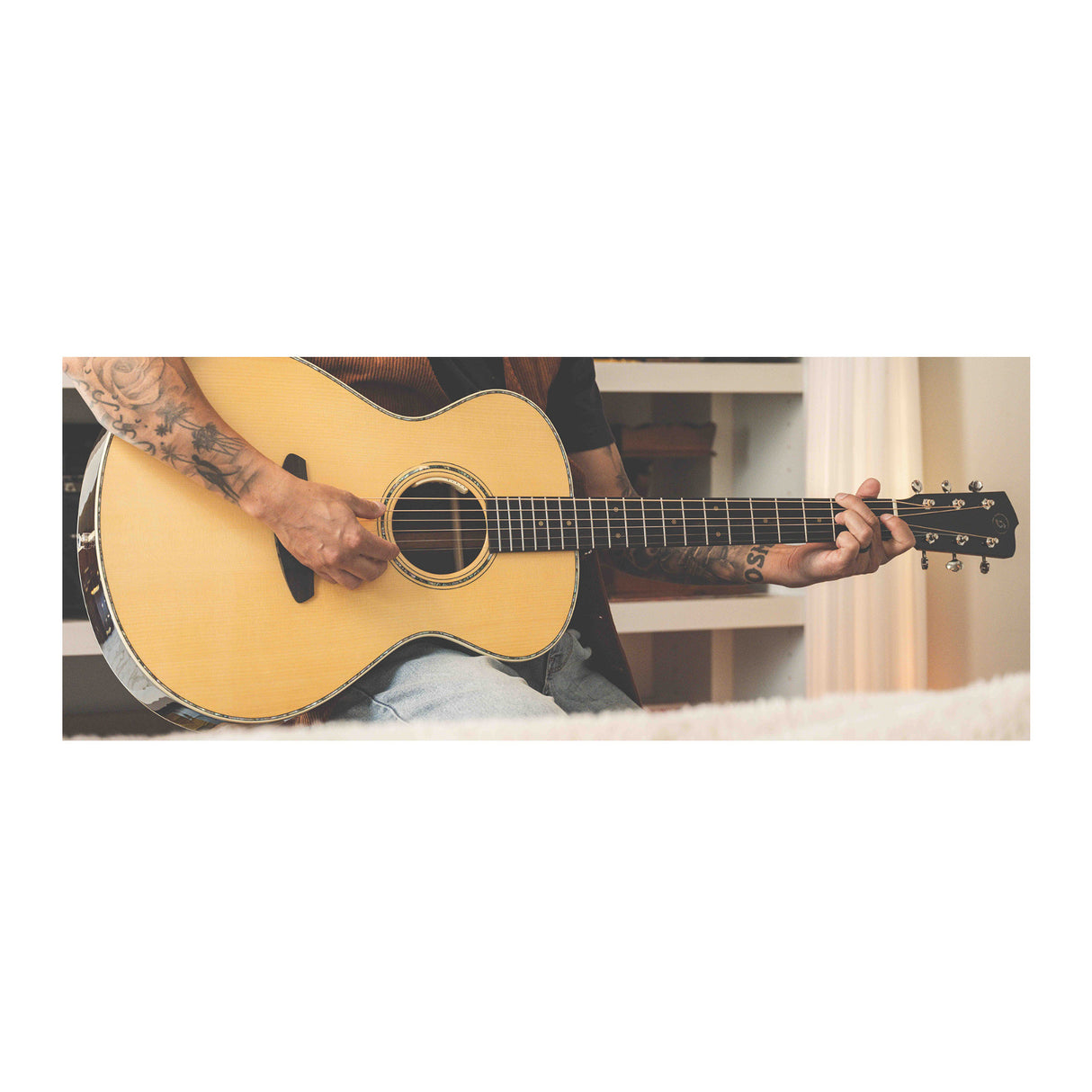 Breedlove Artisan Concert Spruce Acoustic-Electric Guitar (Vintage Toner)