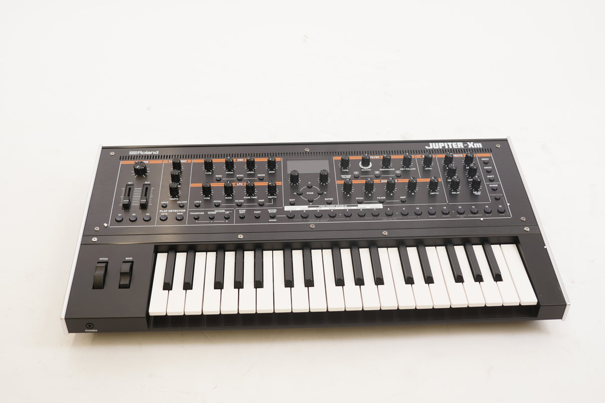 Roland JUPITER-XM 37-Note Slim Keyboard Synthesizer with Bluetooth MIDI (Used)