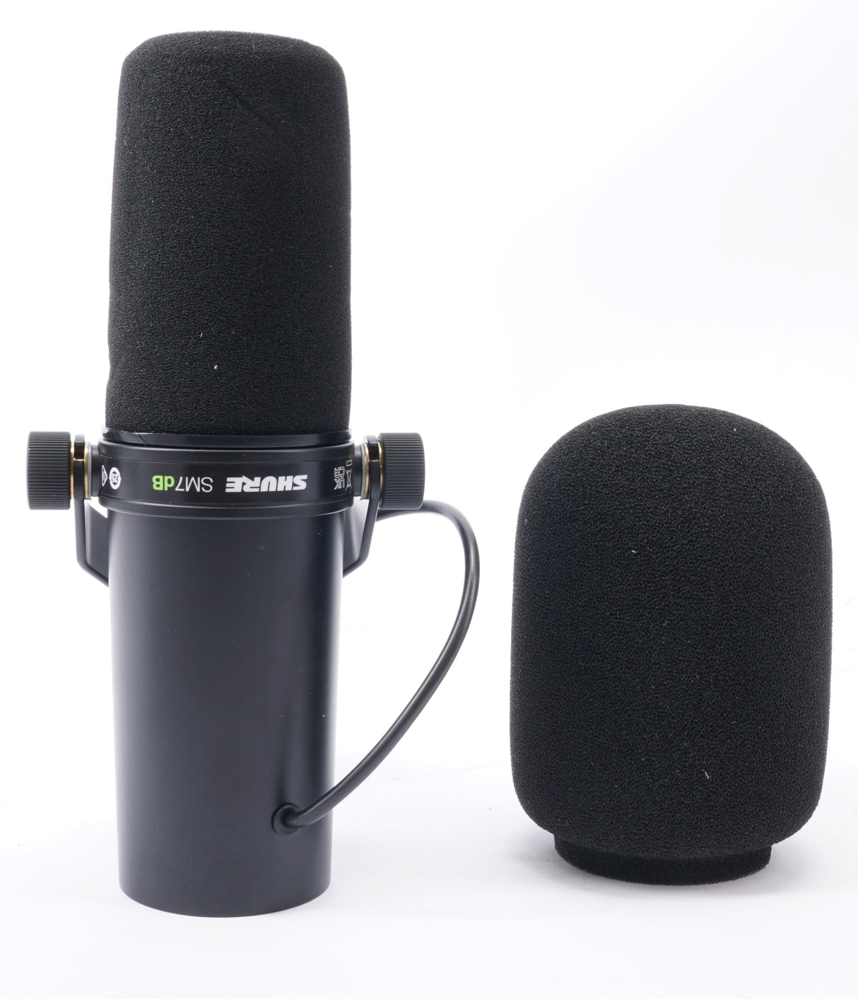 Shure SM7dB Dynamic Mic Built-in Preamp, Streaming, Podcast, Recording - Black (Used)