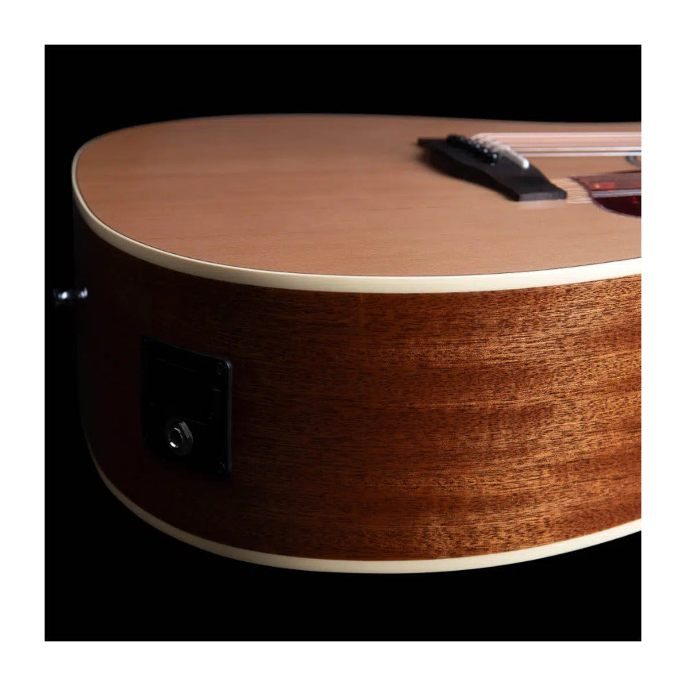 Godin Century Maho Nat EQ with Solid Cedar Top and Fishman Pickup (Natural)