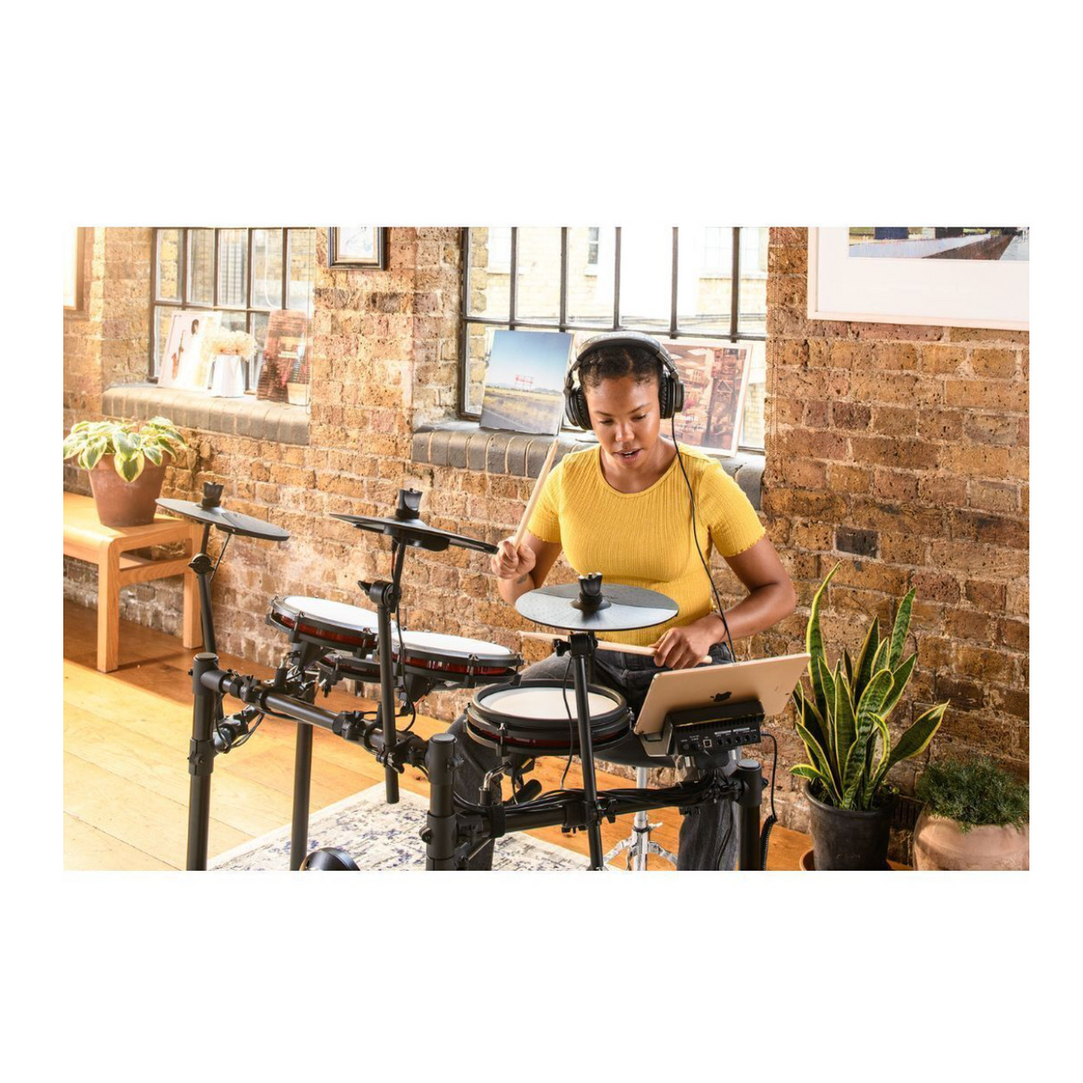 Alesis Nitro Max Kit Electronic Drum Set Bundle with Throne and Headphones