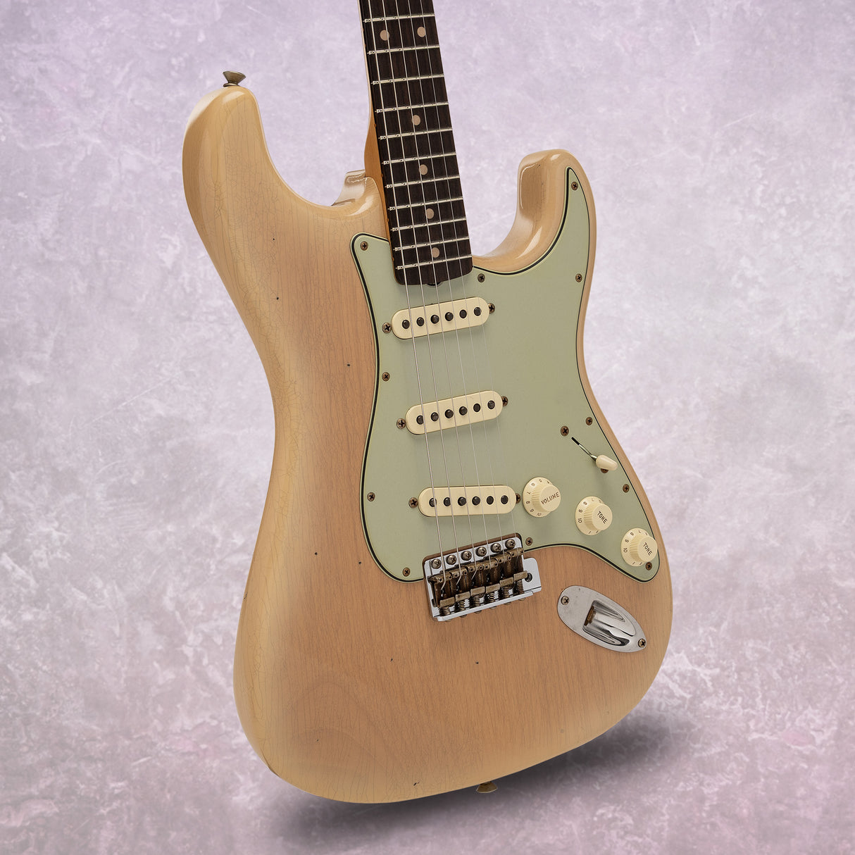 Fender Custom Shop 1960 Stratocaster Journeyman Relic (Aged Natural Blonde) 7lbs, .05oz