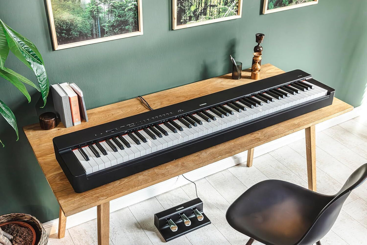 Yamaha P525 88-Key Weighted Action Digital Piano Bundle with Stand (Black)