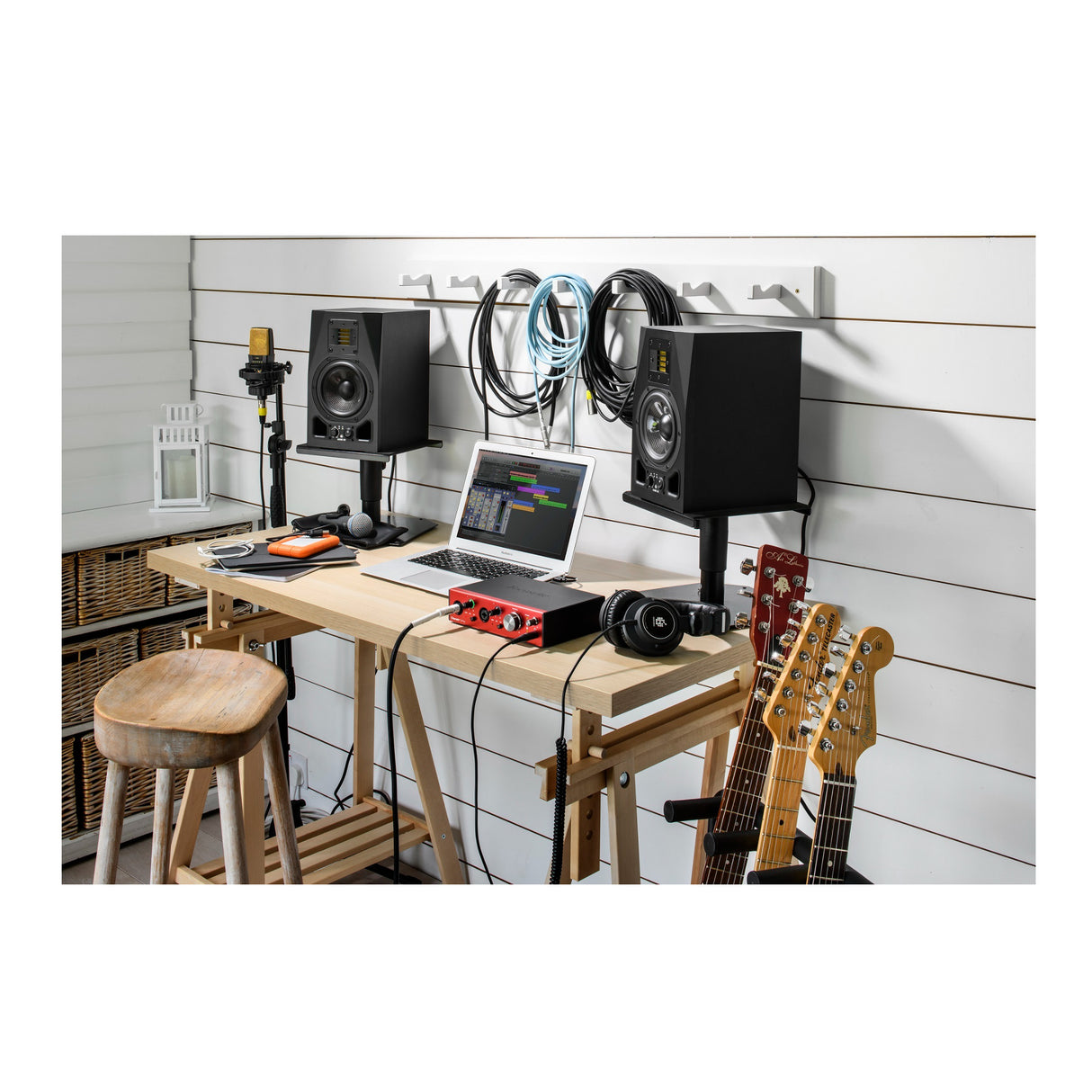 Focusrite Clarett+ 2Pre 10-In and 4-Out Audio Interface