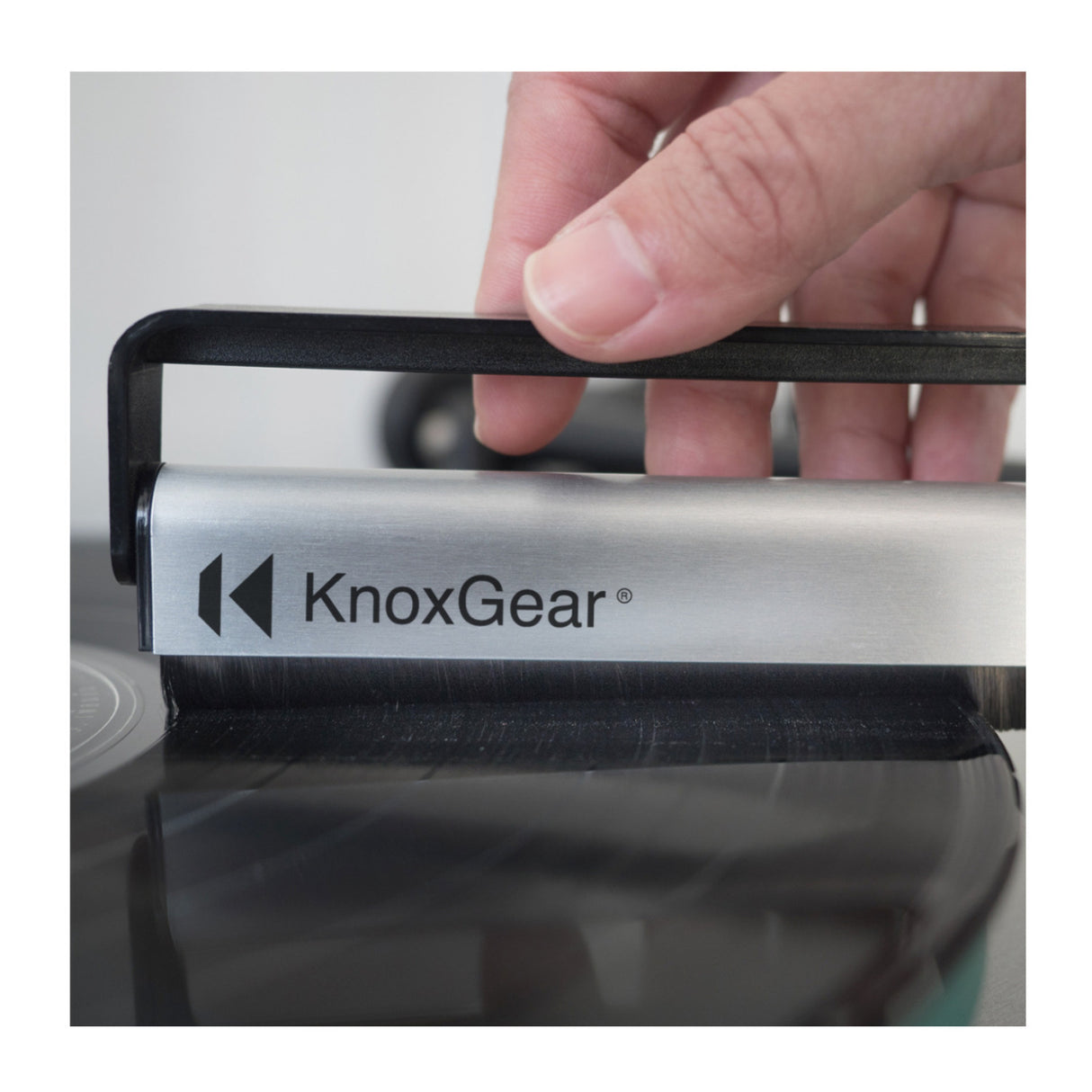 Knox Gear Vinyl Carbon Fiber Anti-Static Record Brush