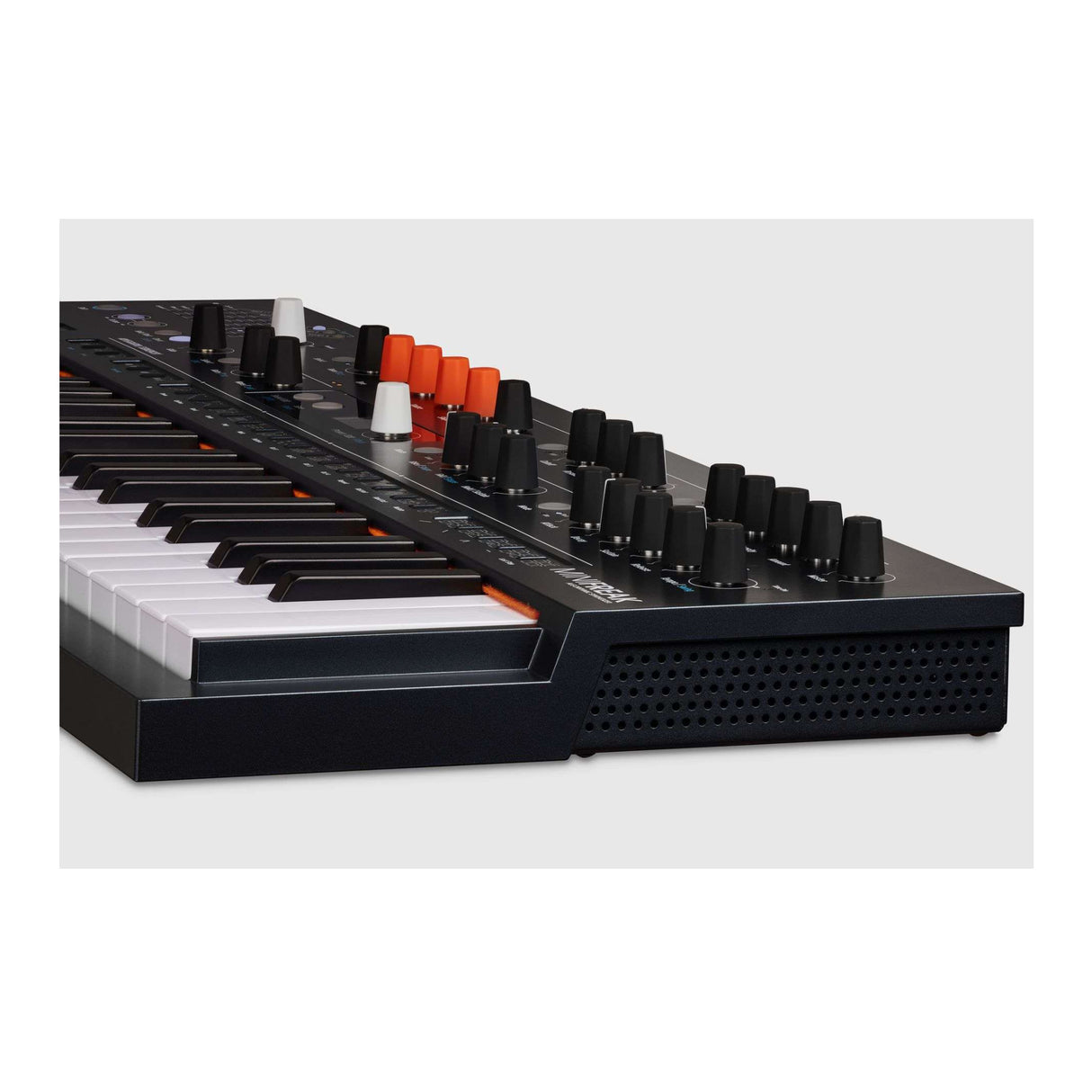 Arturia MiniFreak 37-Key Hybrid Synthesizer with Headphones, Pedal, and Cables