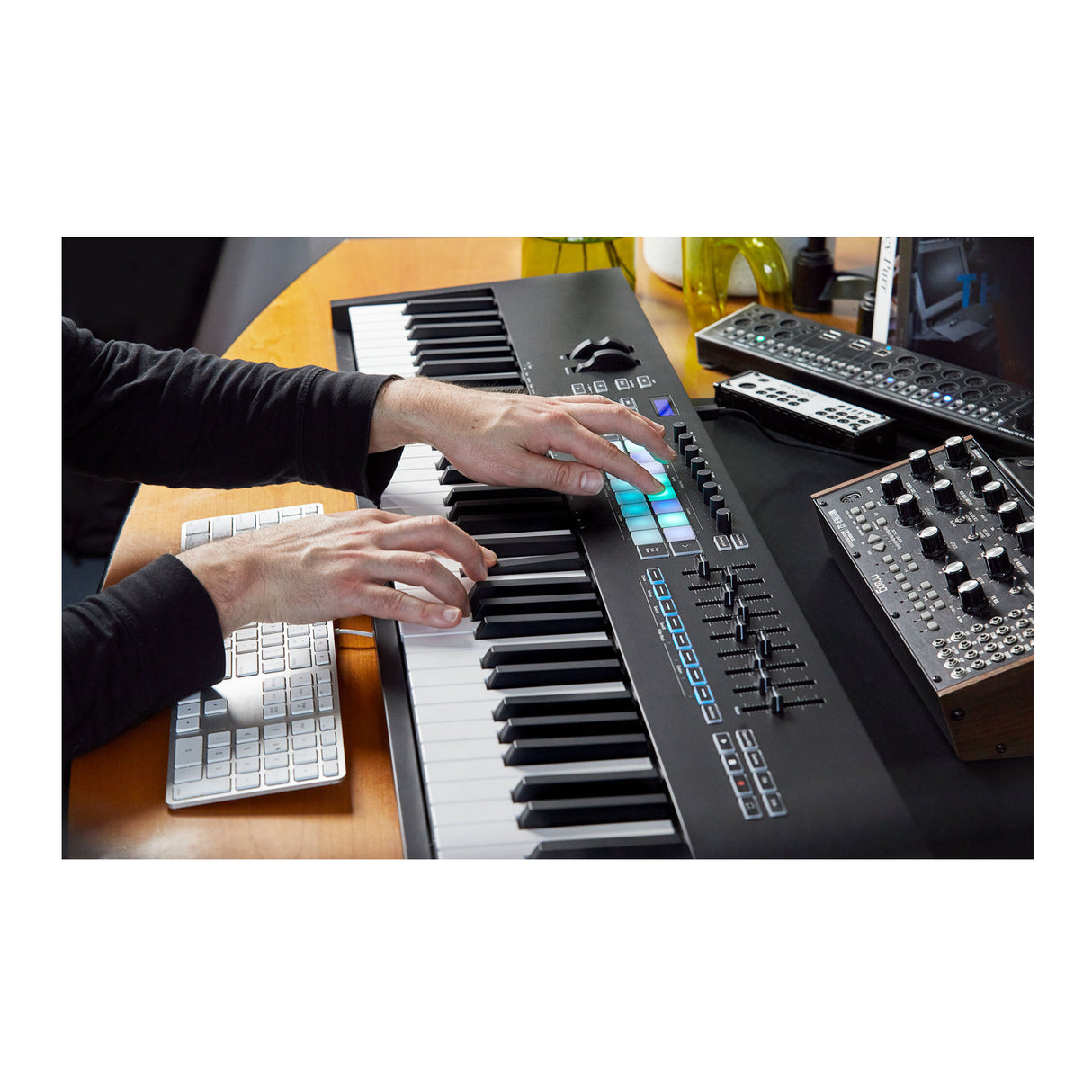 Novation Launchkey MK3 88-Key USB MIDI Ableton Keyboard Controller