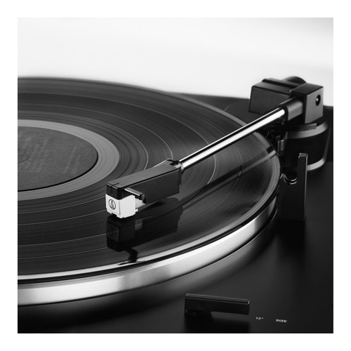 Audio-Technica Two-Speed Stereo Turntable with Bluetooth and USB (Black)