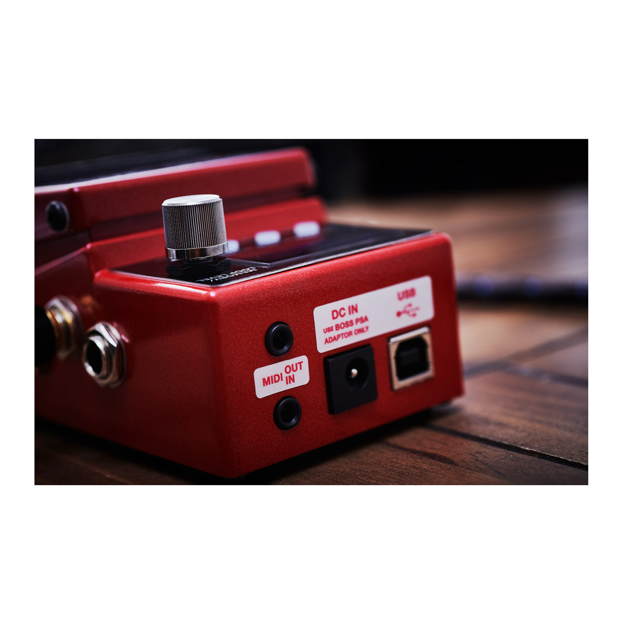 BOSS Loop Station Compact Phrase Recorder with Pedal Switch Controls