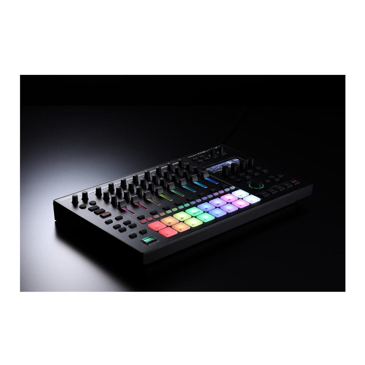 Roland Customizable 8-Track Clip-Based TR-REC Step Sequencer Groovebox