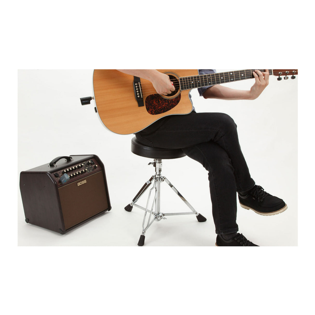 BOSS WL-20L Plug-and-Play Operation Easy Charging Digital Wireless Guitar System (Open Box)