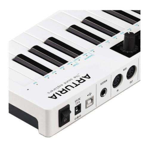 Arturia KeyStep 37-Key Controller/Sequencer with Decksaver Cover and MIDI Cables