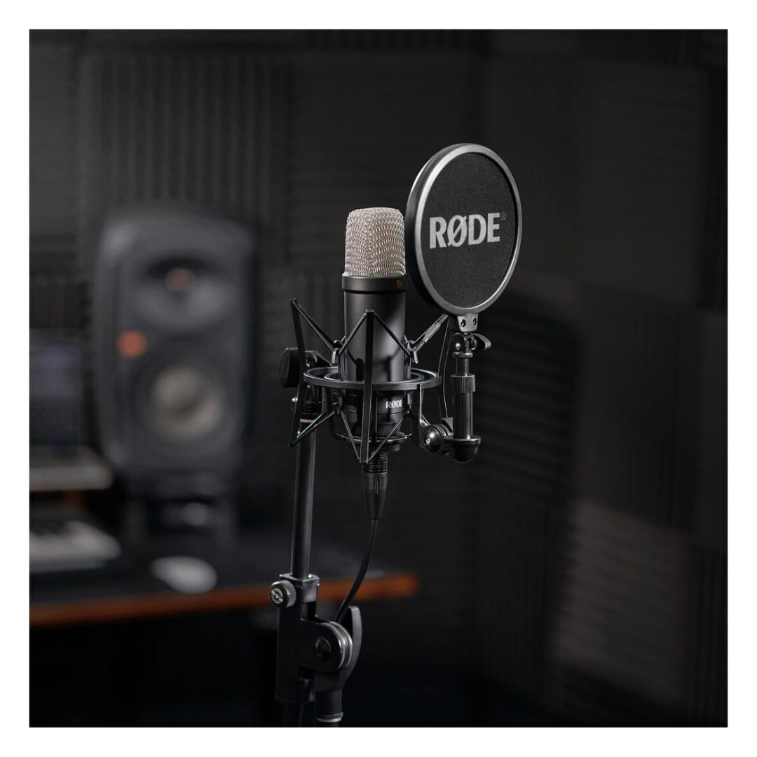 Rode NT1 Signature Series Studio Condenser Microphone (Black)