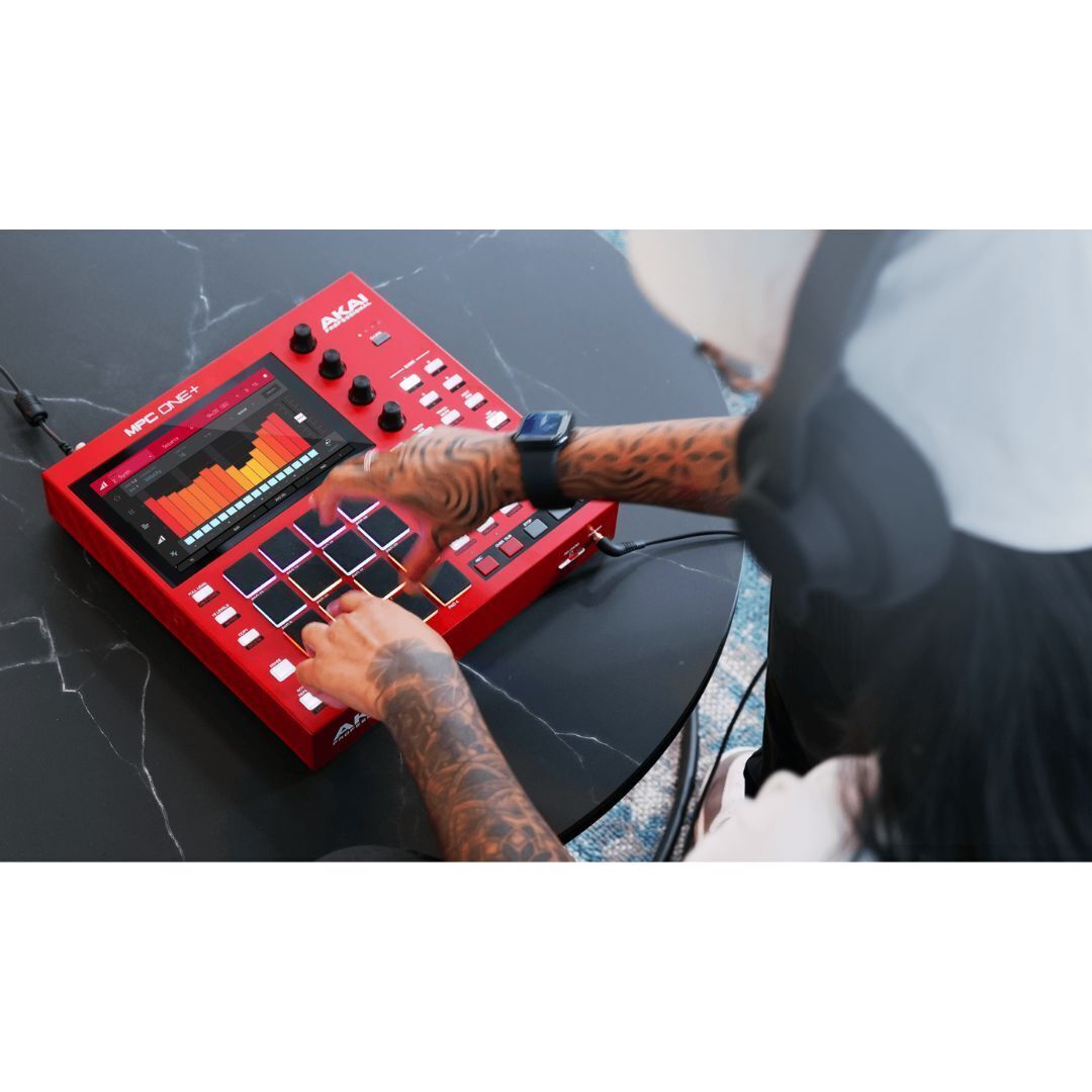 Akai Professional MPC One+ Standalone Drum Machine, Beat Maker & MIDI Controller