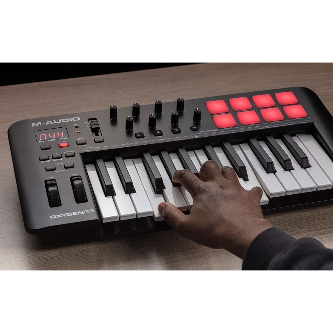 M-Audio Oxygen 25 MKV 25-Key Keyboard Controller