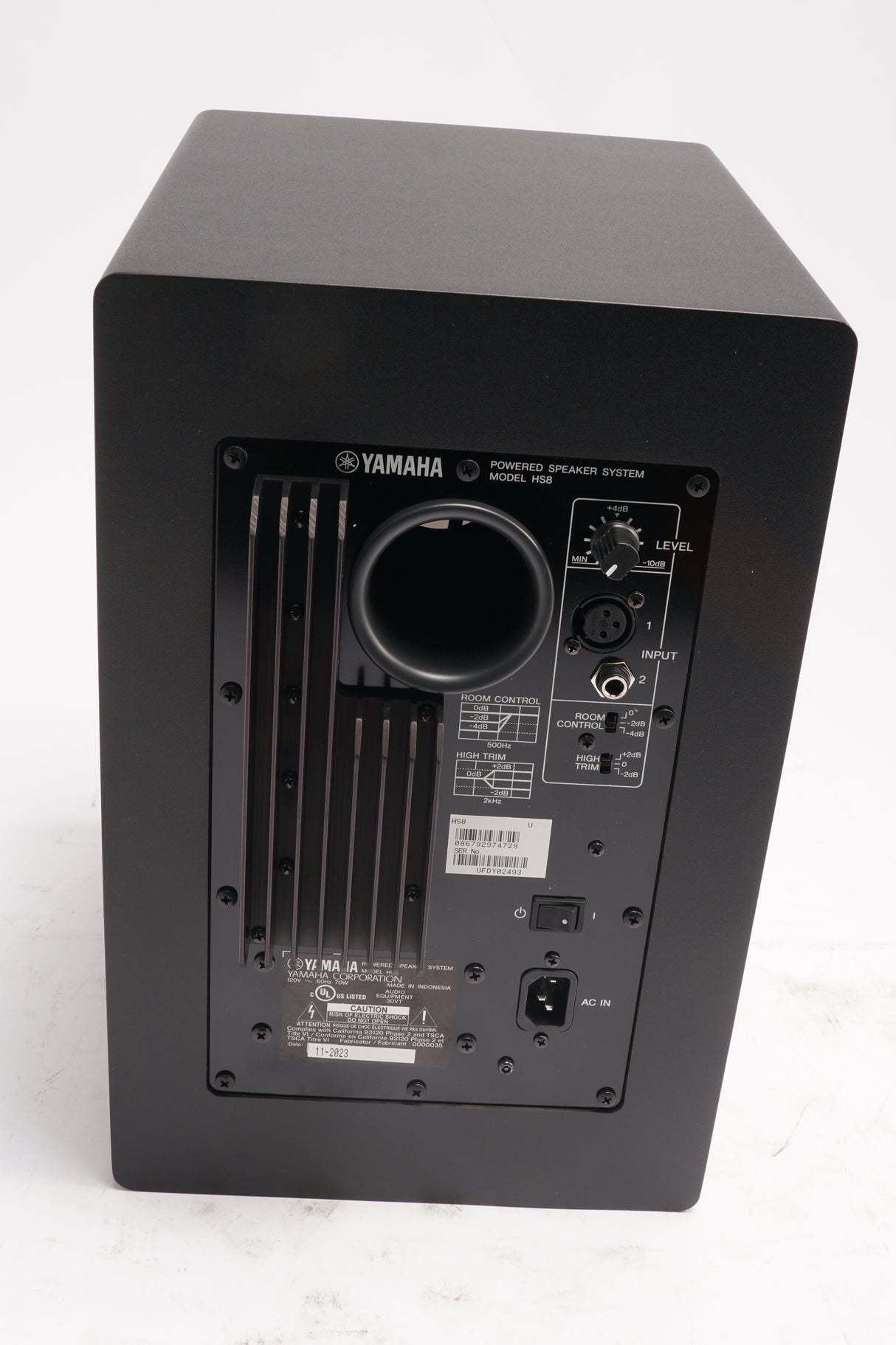 Yamaha HS8 2-Way Bass-Reflex Bi-Amplified Near-Field Studio Monitor (Black) (Used)
