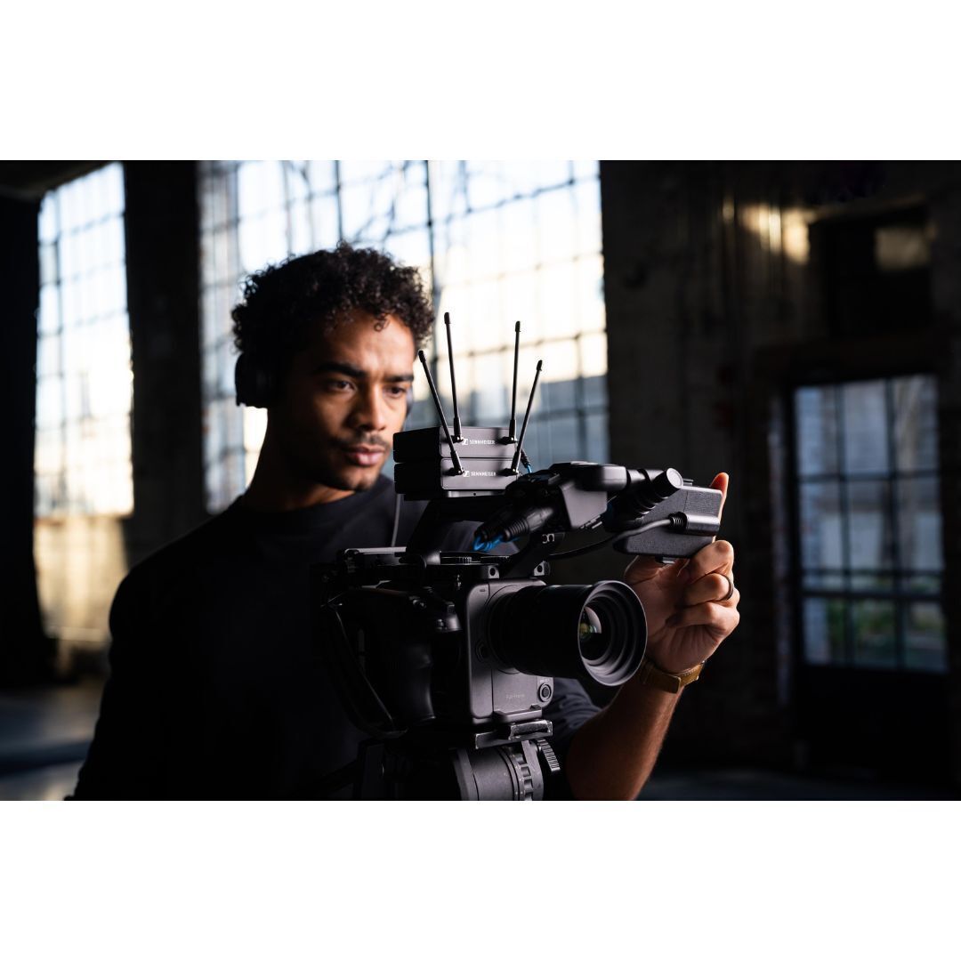 Sennheiser Pro Audio EW-DP 835 Digital Wireless Microphone System R4-9