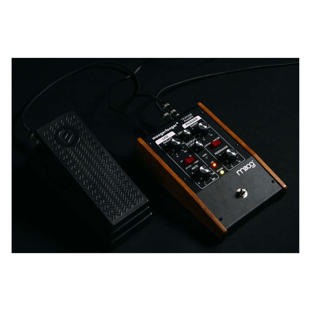 Moog EP-3 Universal Polarity Expression Pedal