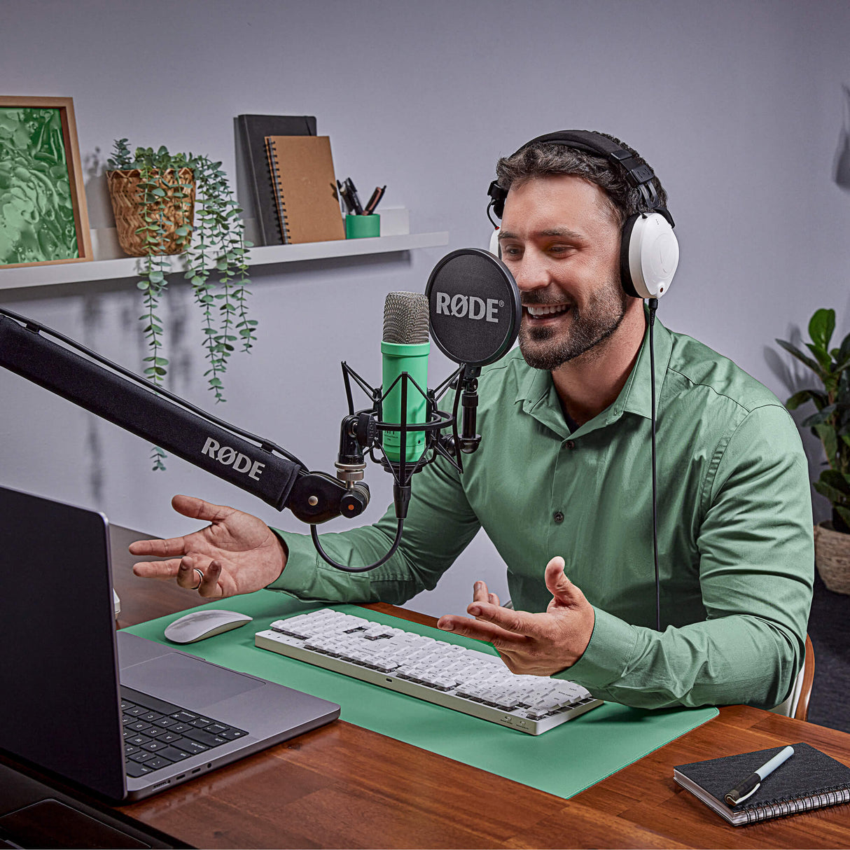 Rode NT1 Signature Series Studio Condenser Microphone (Green)