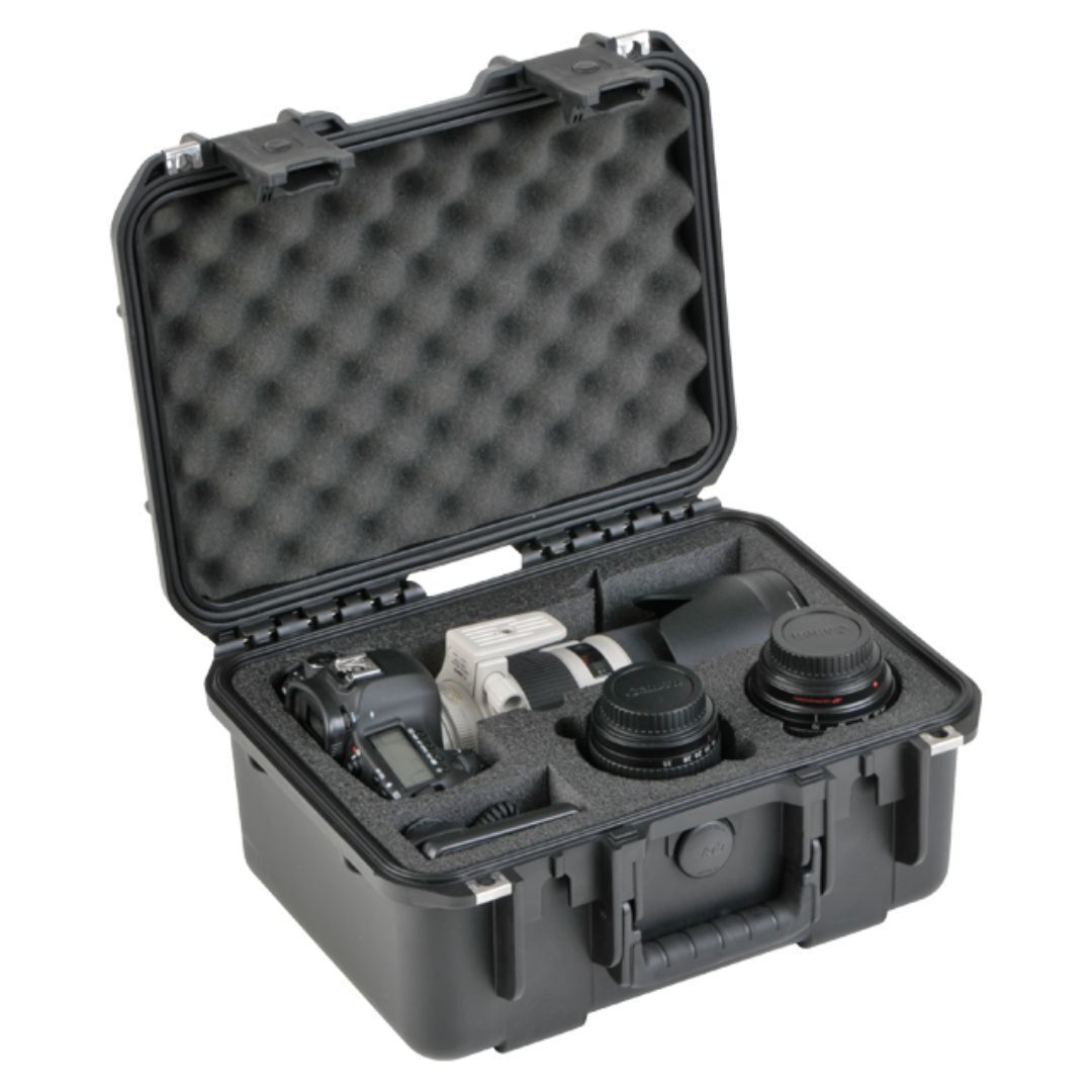 SKB 3i-13096SLR1 iSeries for (1) DSLR w/attached lens, additional Lens pockets, Accessories