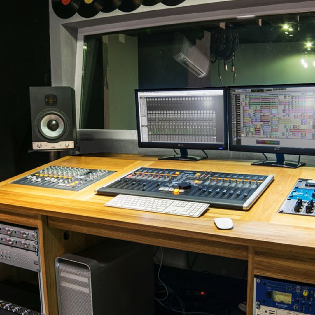 (D) EVE Audio SC208 2-Way 8 in. + AMT Active Monitor for Nearfield and Midfield (Open Box)